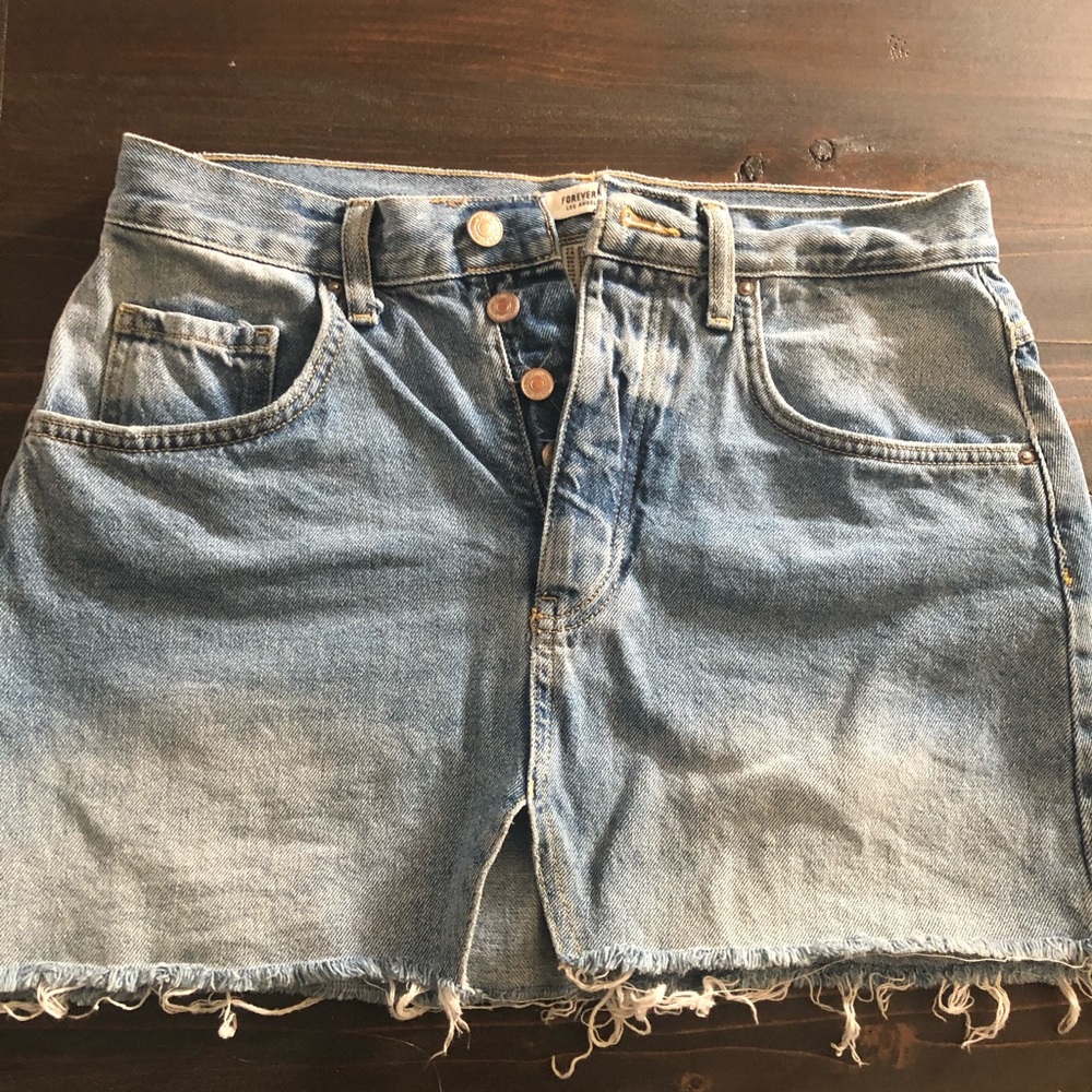 Light Wash Demi’s Skirt